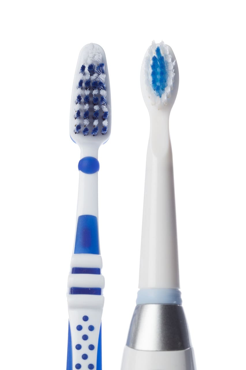 Brosse à dents électrique ou manuelle